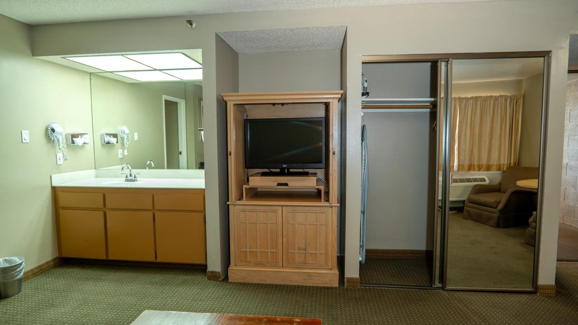 G T Hotels Inn & Suites Extended Stay Victorville Exteriör bild